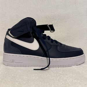 Air Force 1 - Midnight Navy / White Mid -Tops